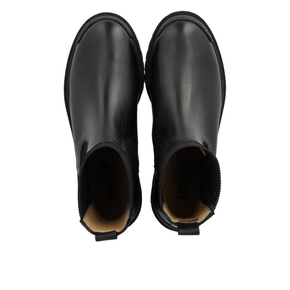 Chelsea Stiefel - Black