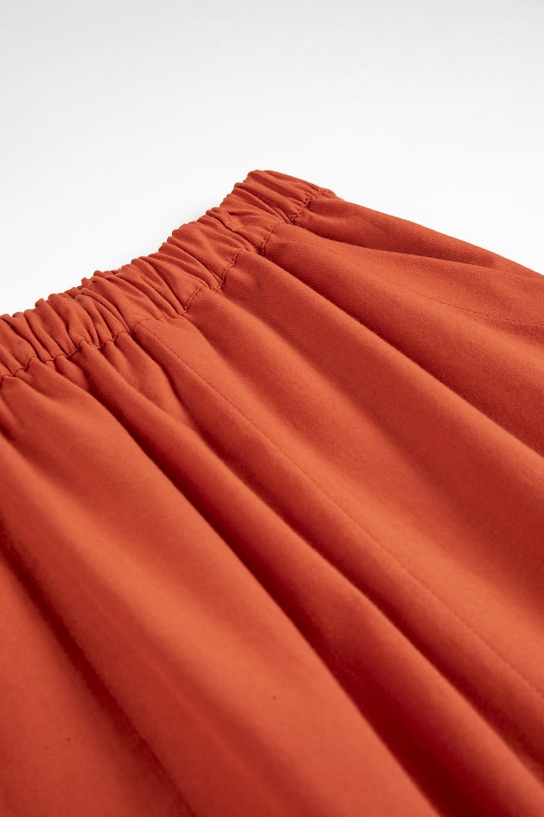 Contrast Trim Evasé Skirt