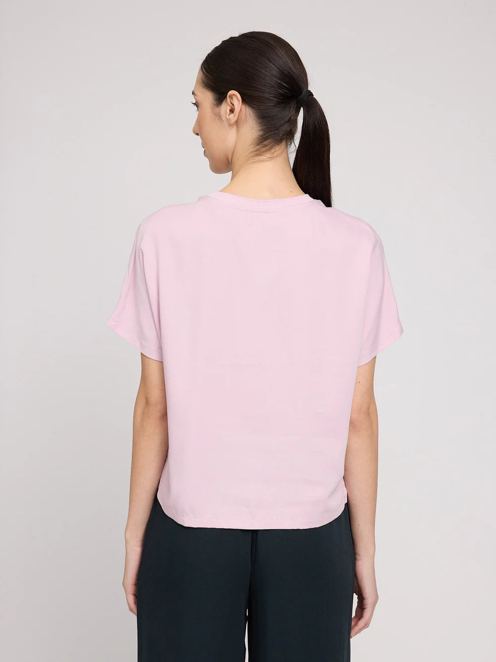 Crew Neck Viscose Blouse - Soft Pink