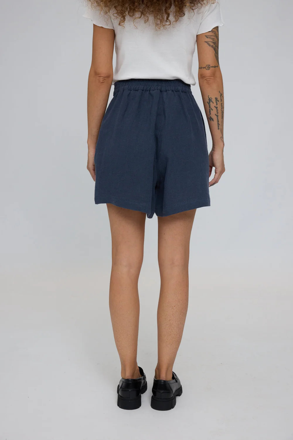 Linen Shorts - ink blue