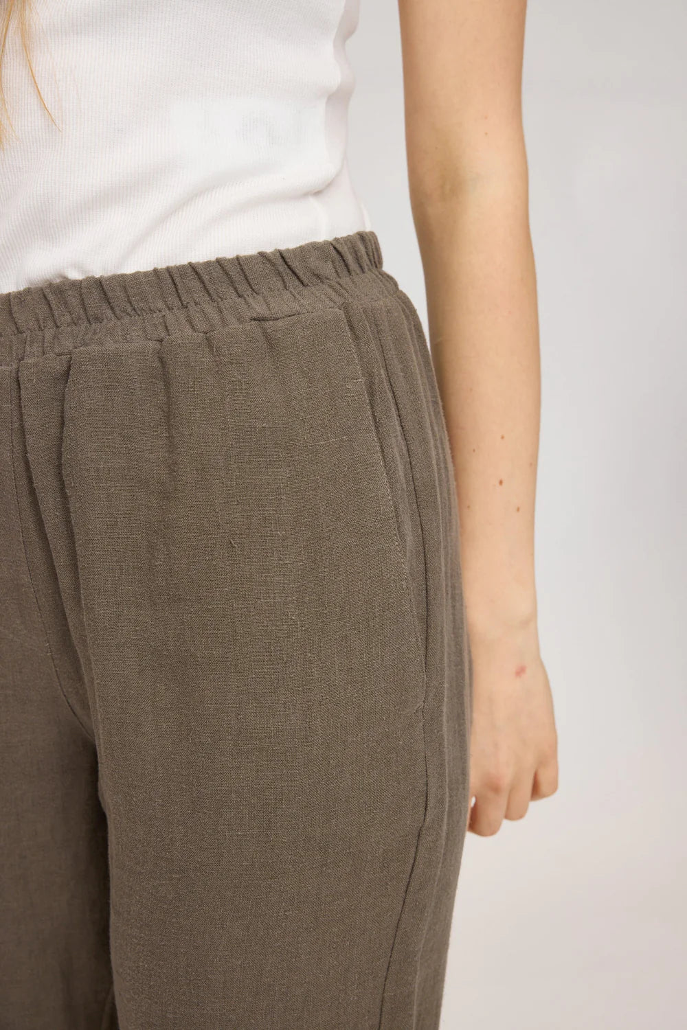 Straight Leg Linen Pants - Olive