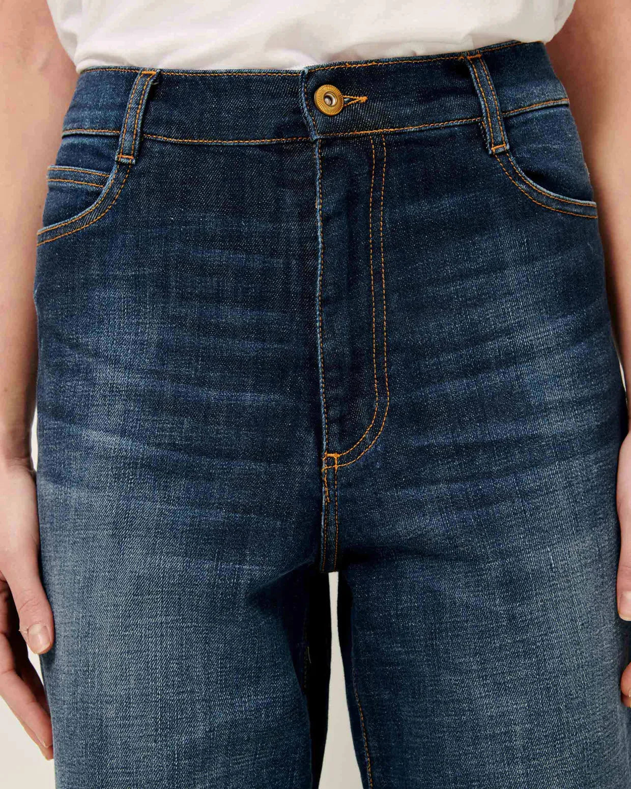 Bay Cruise - Melody Blue