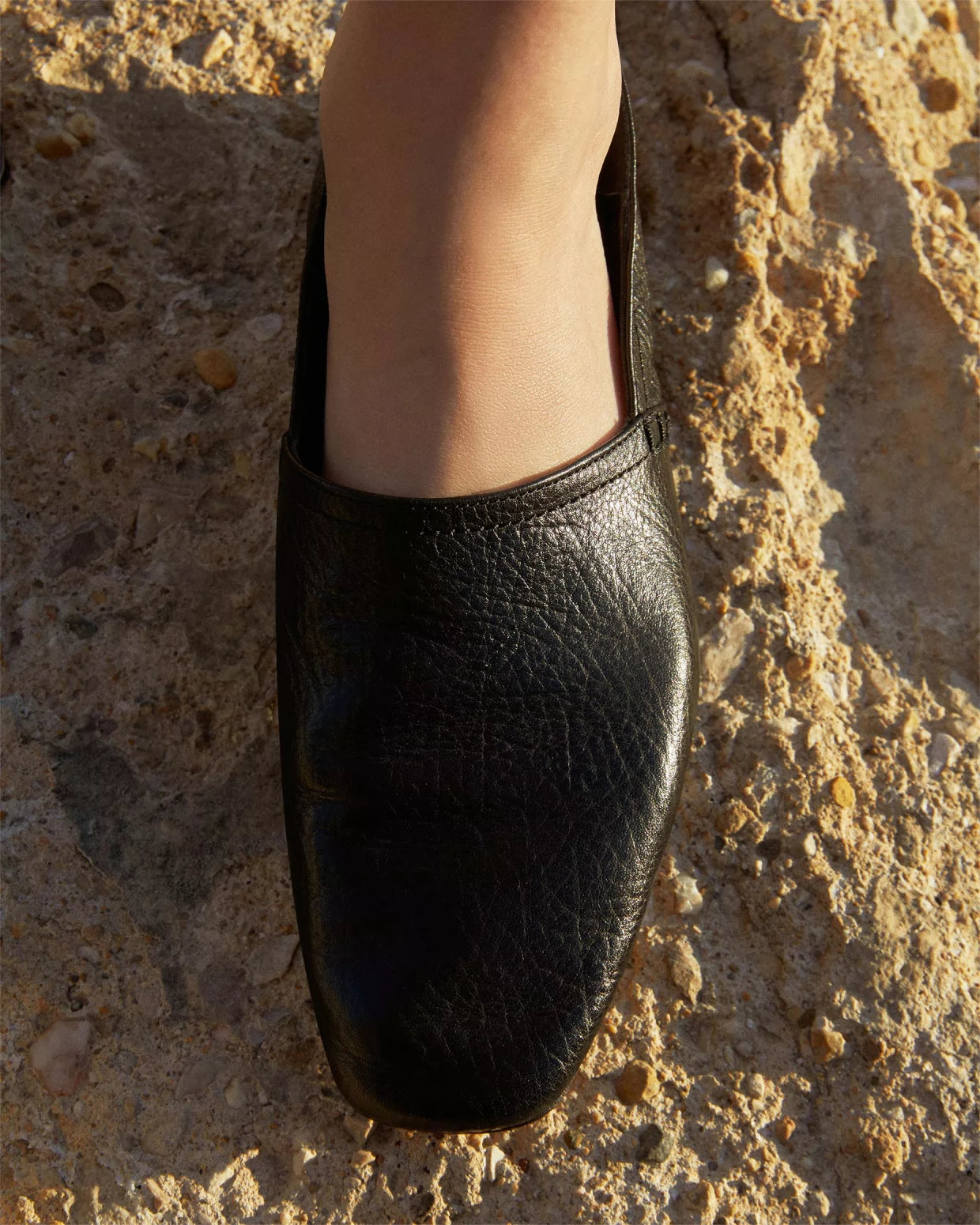 Ceza Slipper - Black Leather