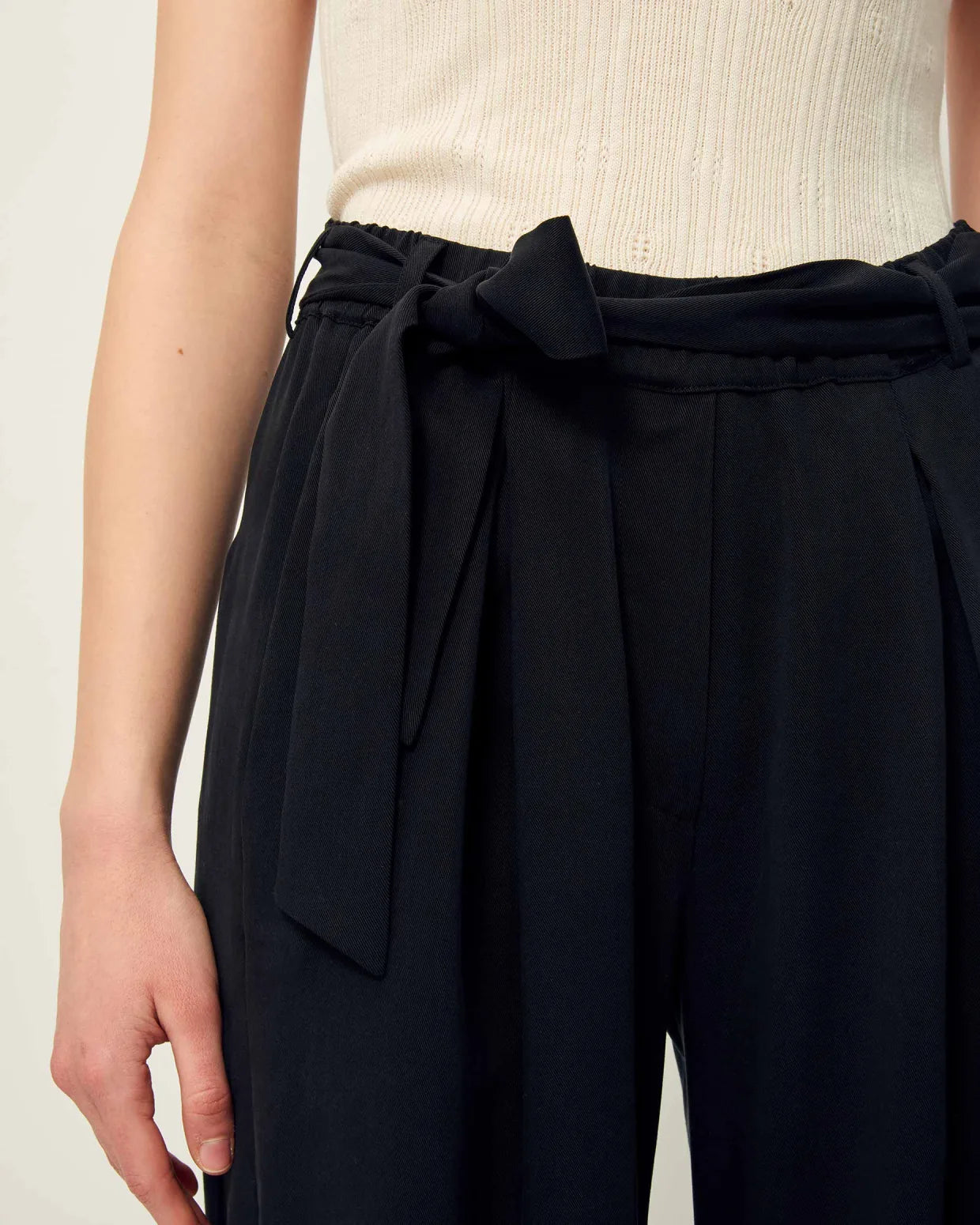 Rim Trousers - Black