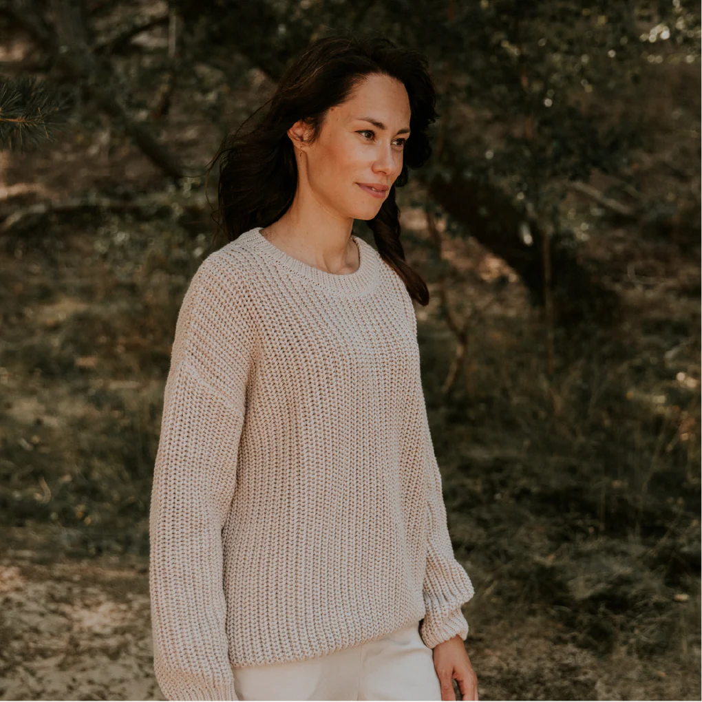W's Chunky Knit Sweater - Moon