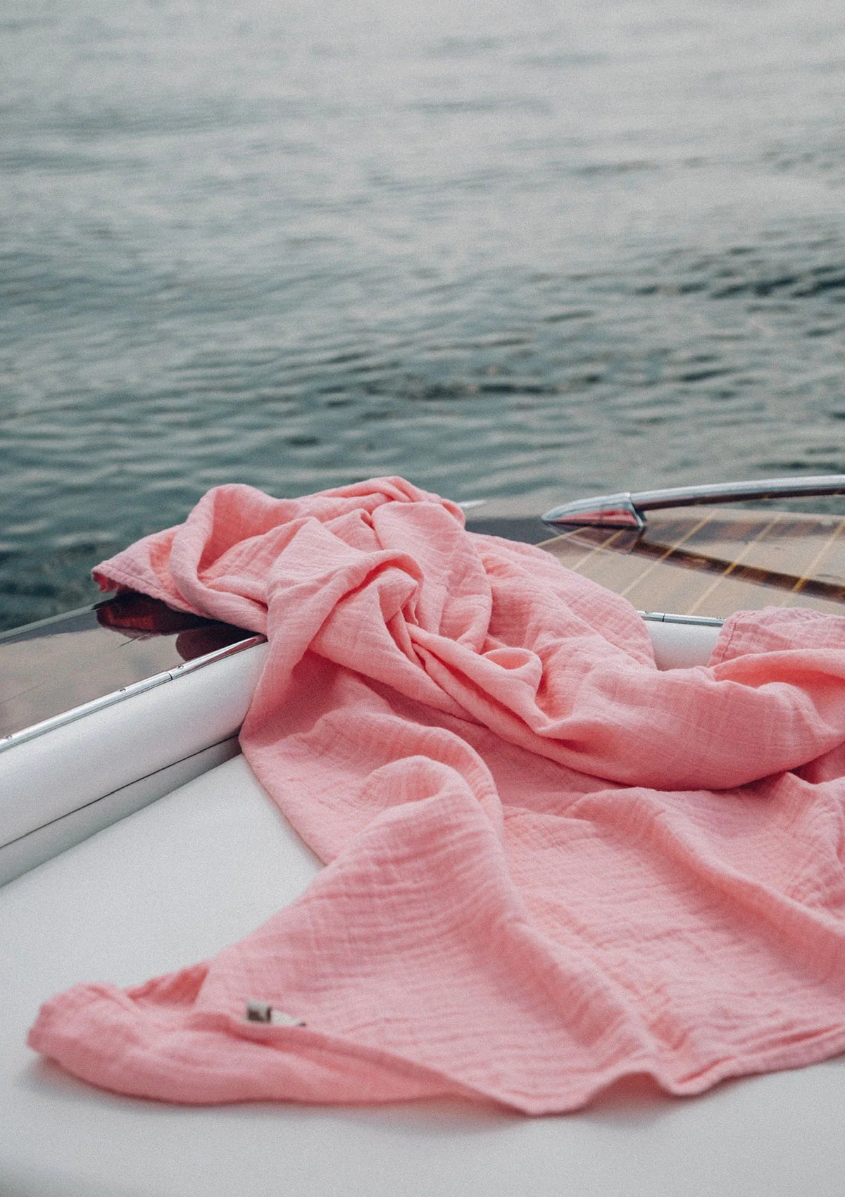 NOOSHI BLANKET - Bubblegum