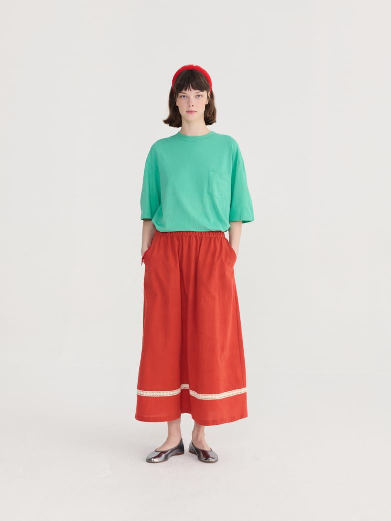 Contrast Trim Evasé Skirt