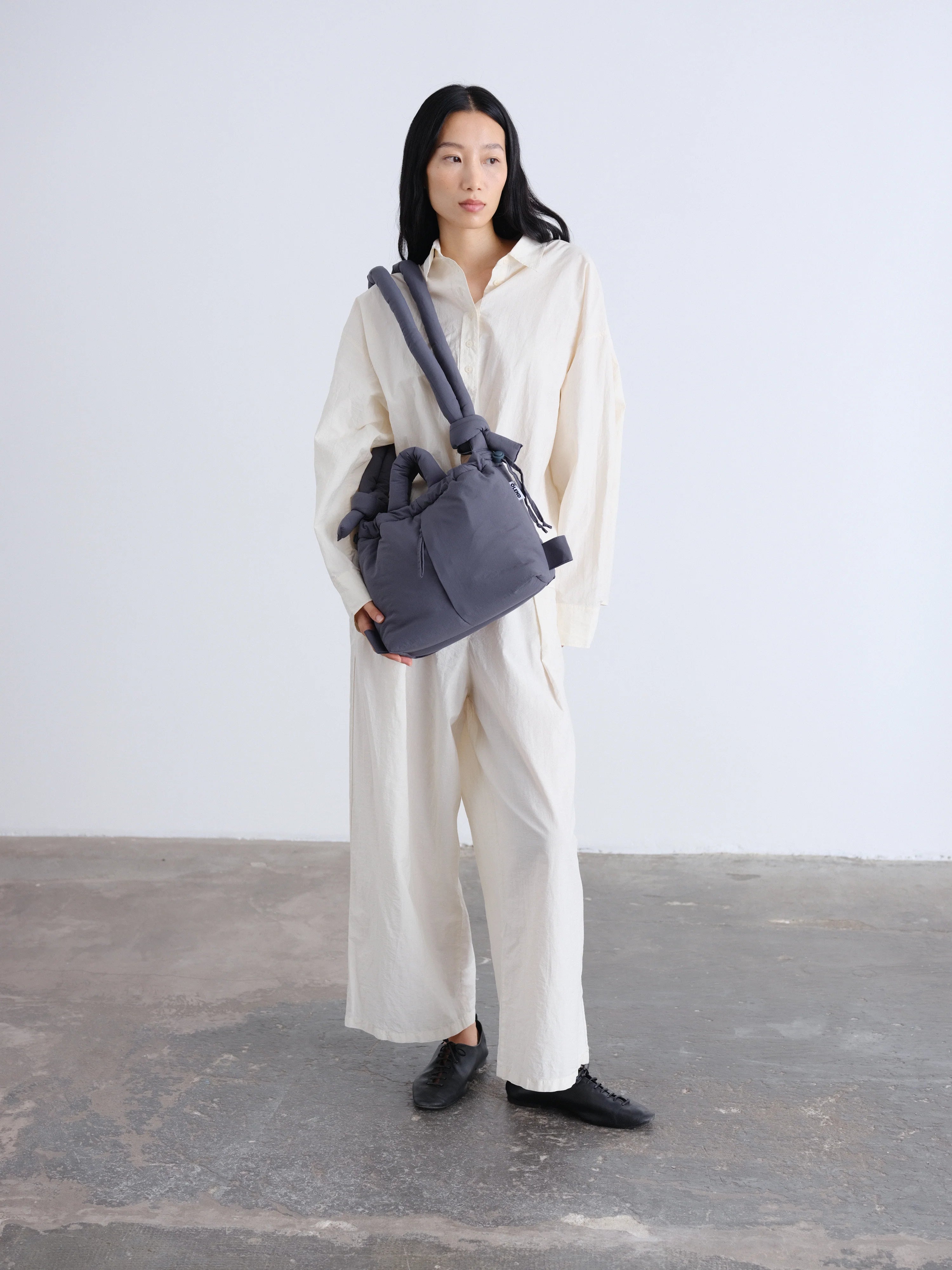 Compact Ona Soft Bag - Coal