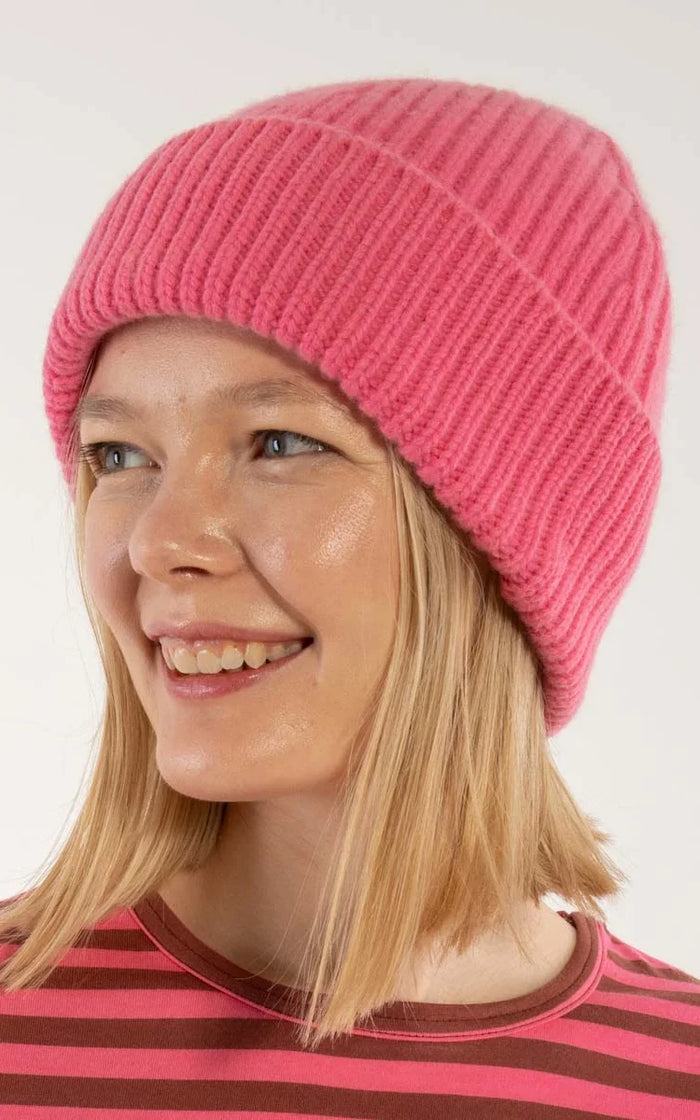 Merino Beanie - Spicy Pink - OS