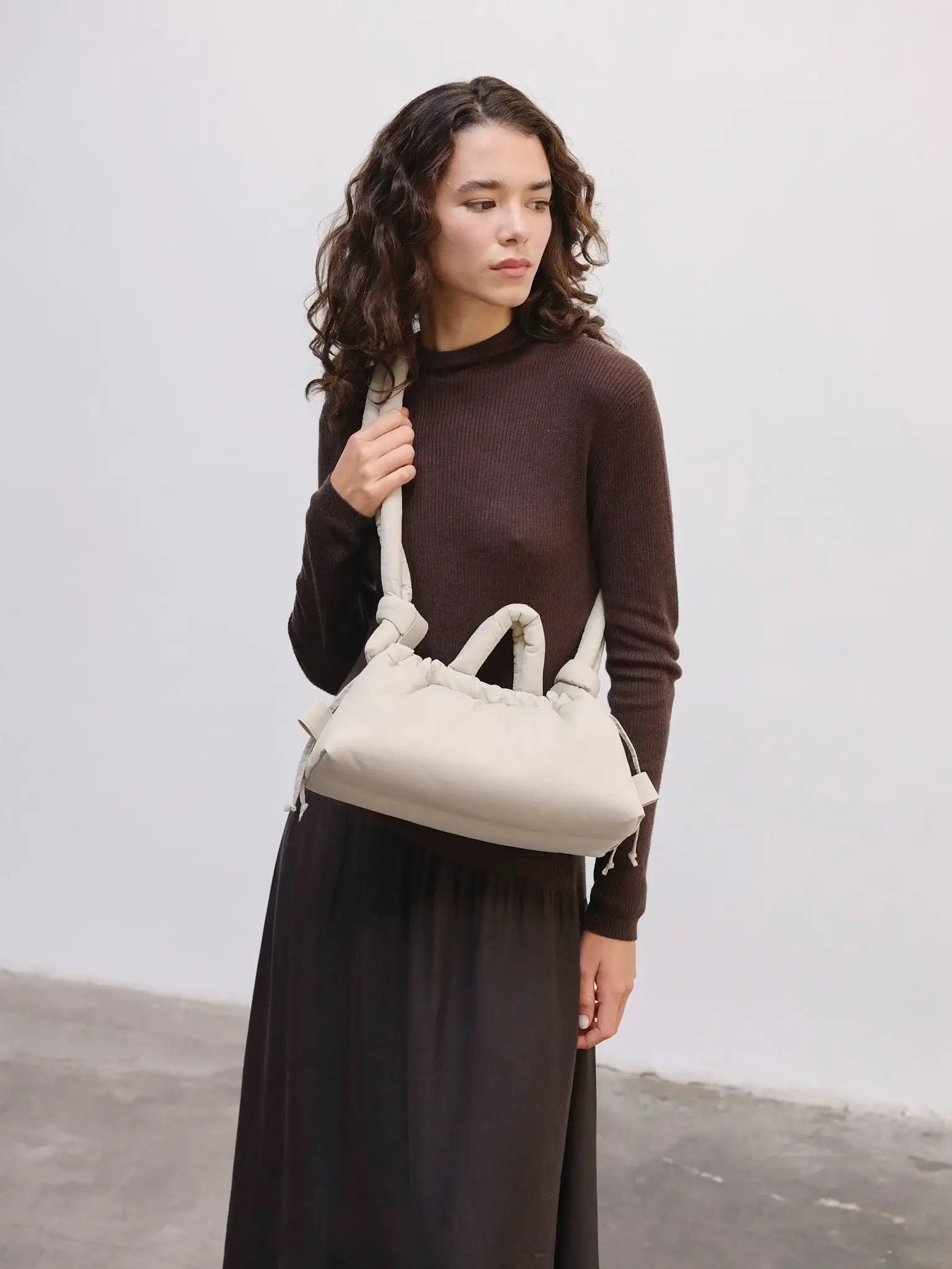 Ona Baguette Bag - Sand