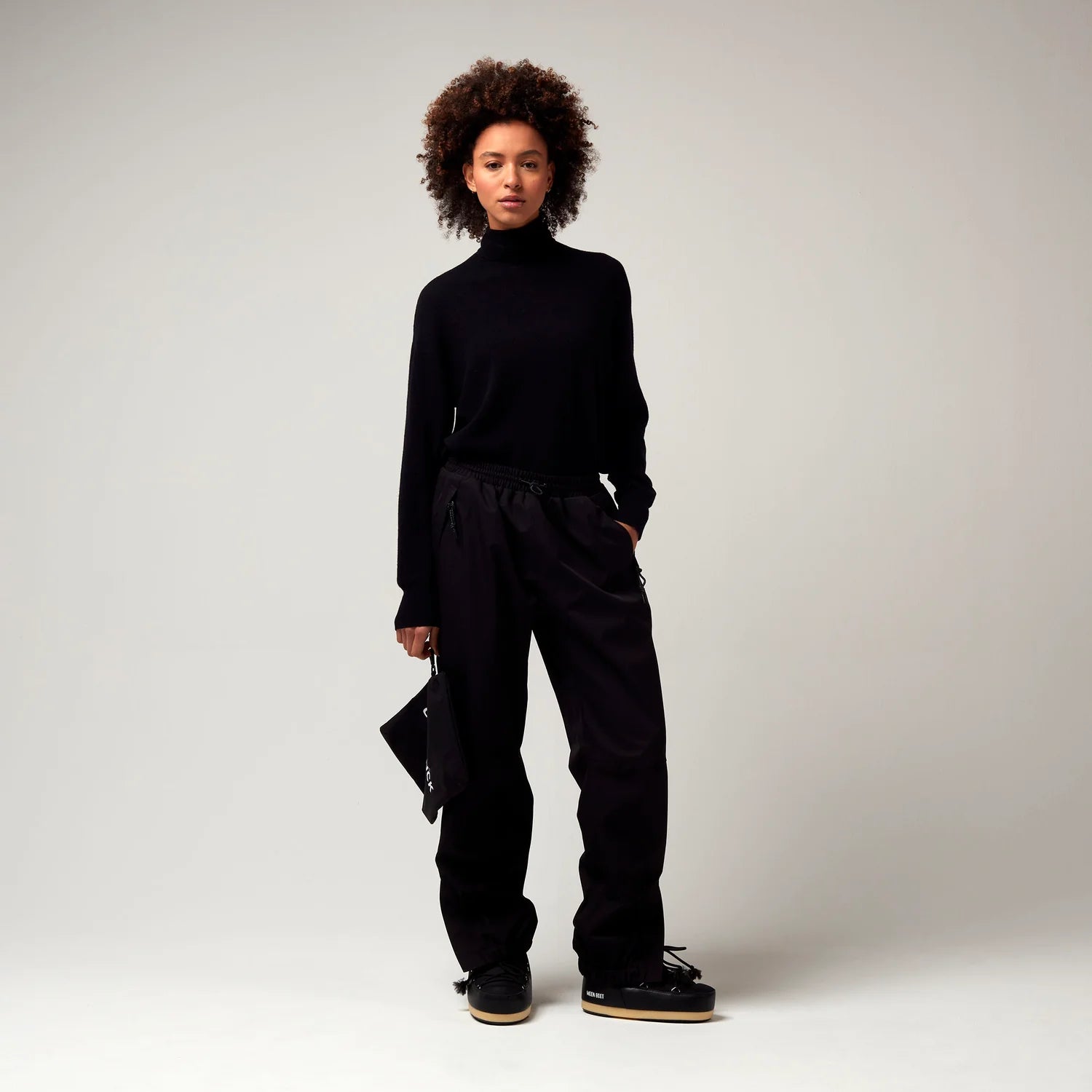 Neve –  Deep Black