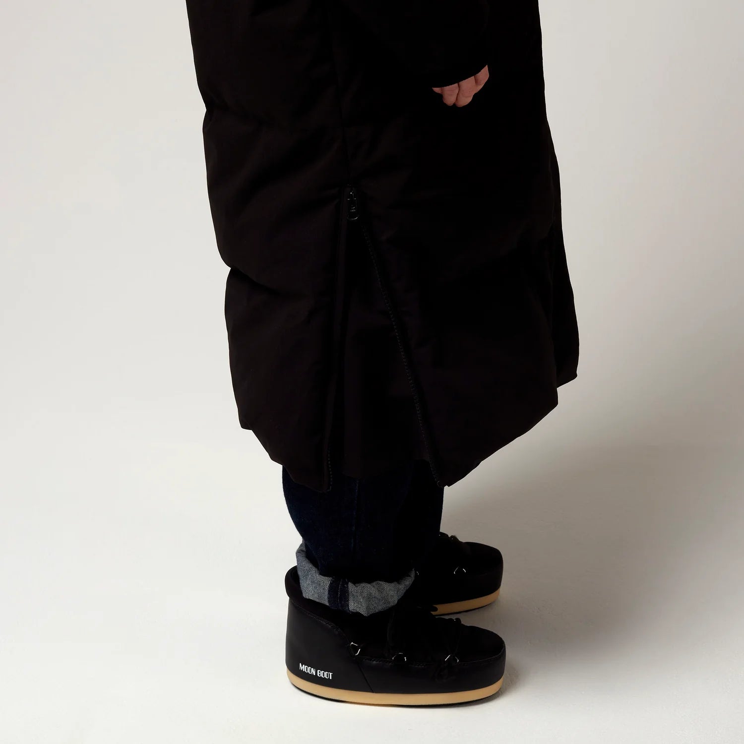 Tsunami - Deep Black
