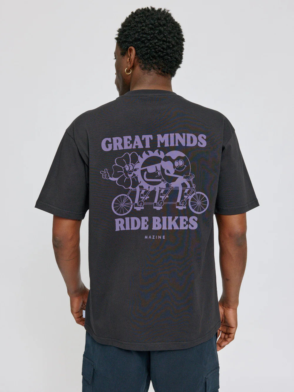 Back Print Theme T-Shirt - Black/Minds