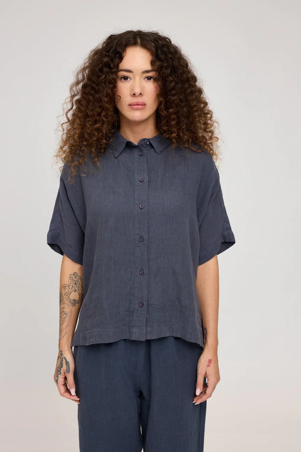 Short Sleeve Linen Shirt - Ink Blue