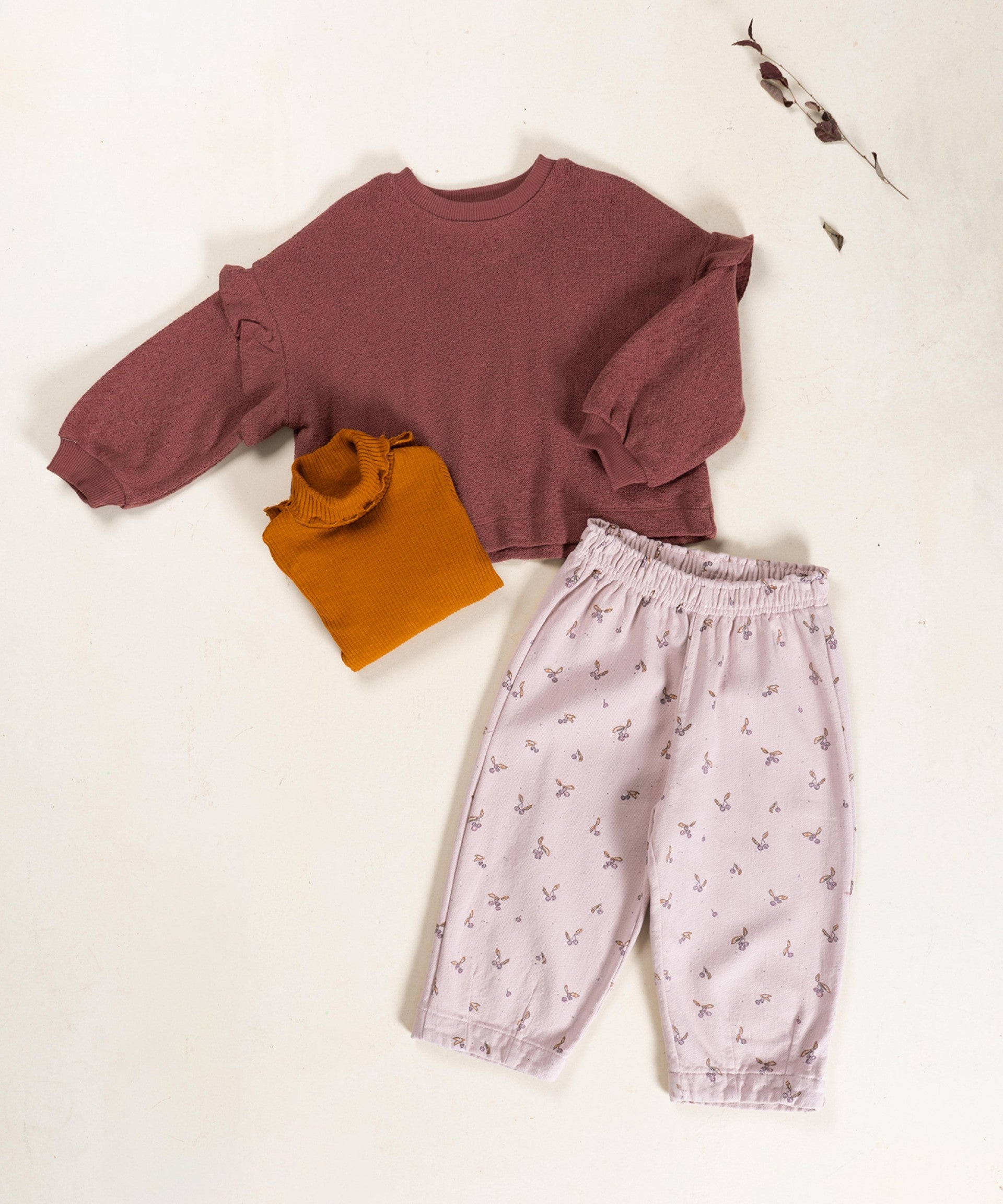 Ruffle Sweater - Amora