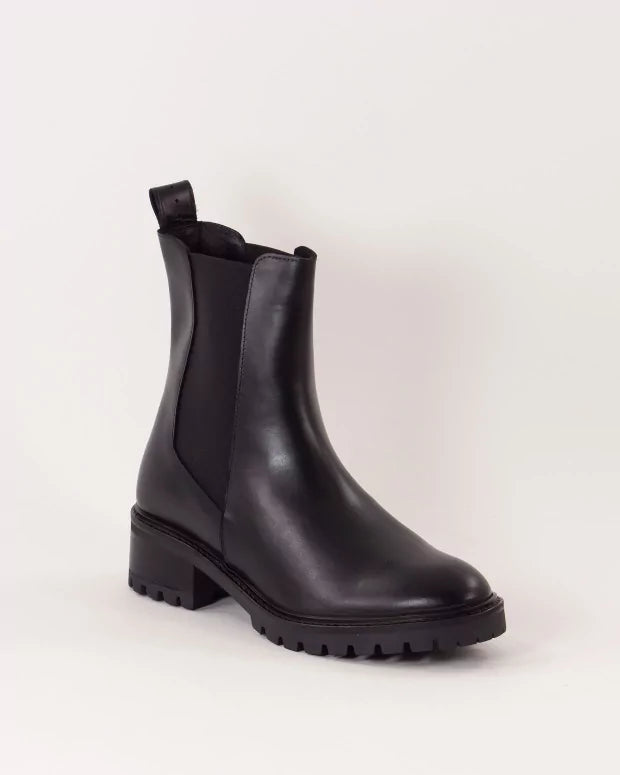 Ainwick Boots - Black Leather