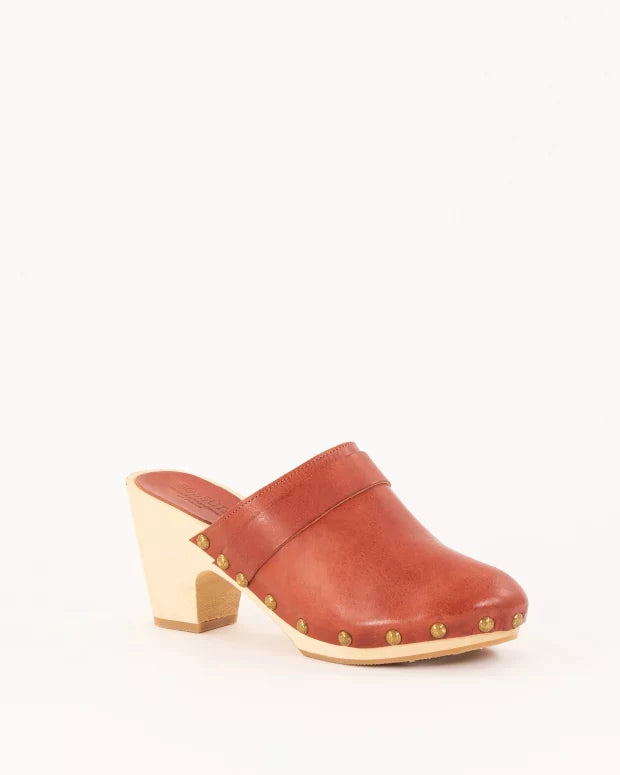 Folko Clogs - Brandy Leather